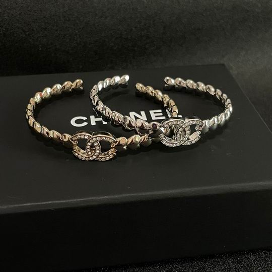 Chanel bracelet 12lyh48